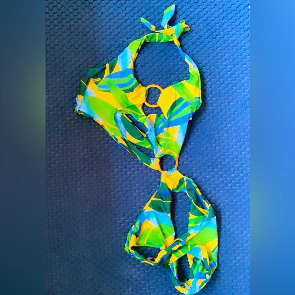 Leaf Print Ring Linked Cut-out One Piece Swimsuit